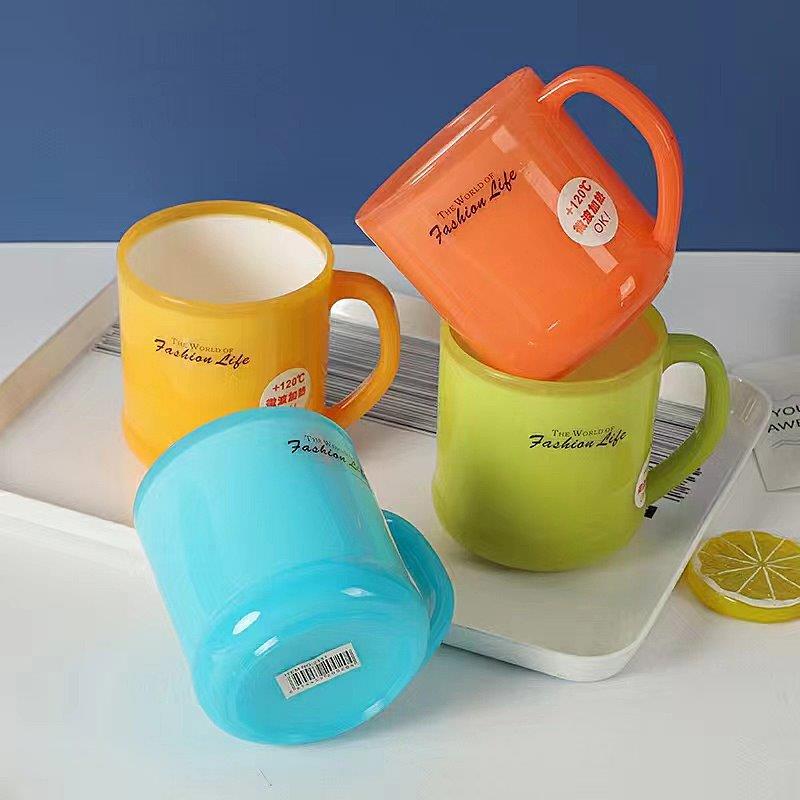 كوب بلاستيكي متعدد الأغراض متعدد الألوان لشرب العصير والماء 9*10 سم