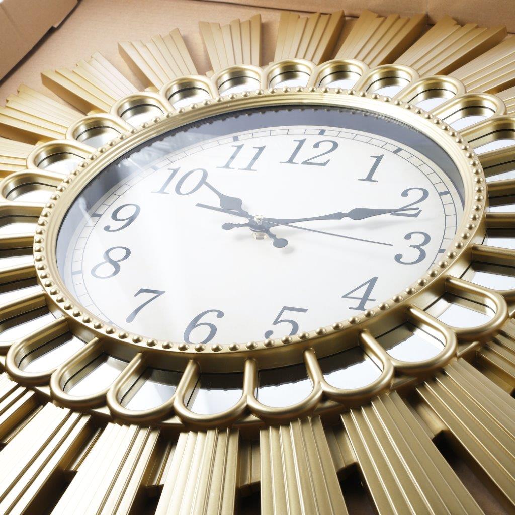 Antique Analog 3d Royal Vintage Design Wall Clock 70*70 cm