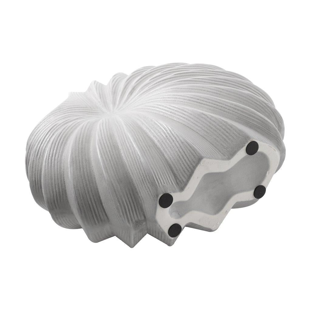 Home Decor Modern Abstract Craft White Tabletop Ceramic Vase 21.6*11*19.3 cm