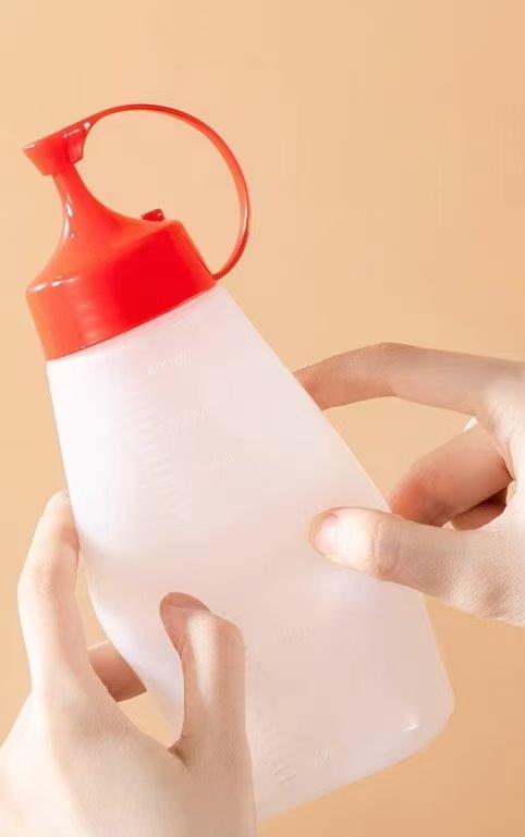 Plastic Squeeze Ketchup Bottle Sauce Dispenser